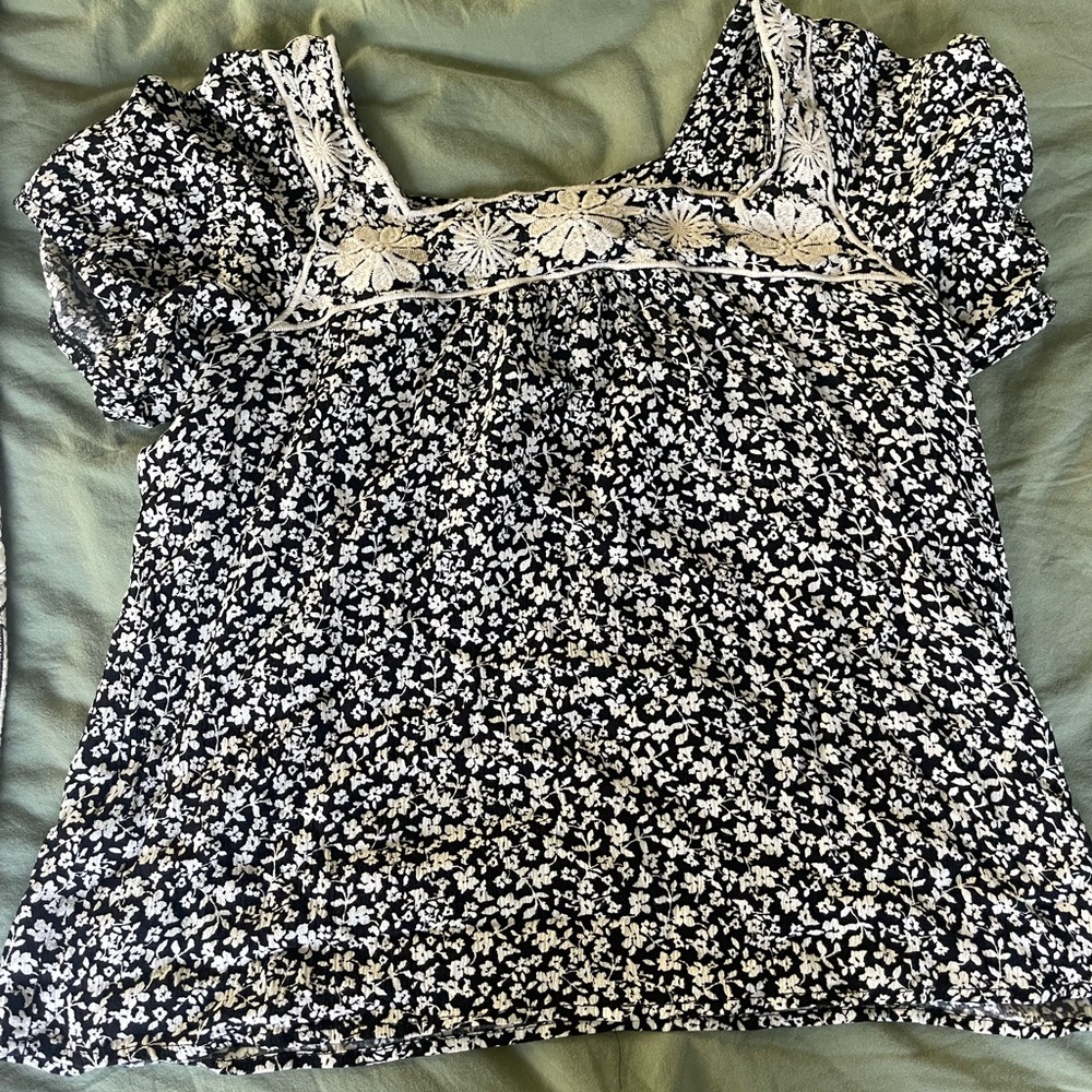Savanna Jane Blouse
